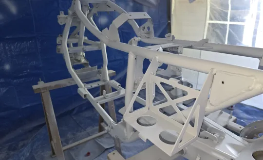 Projekt "QUAD BUILD" Grundierung drauf - Entchen übernimmt!